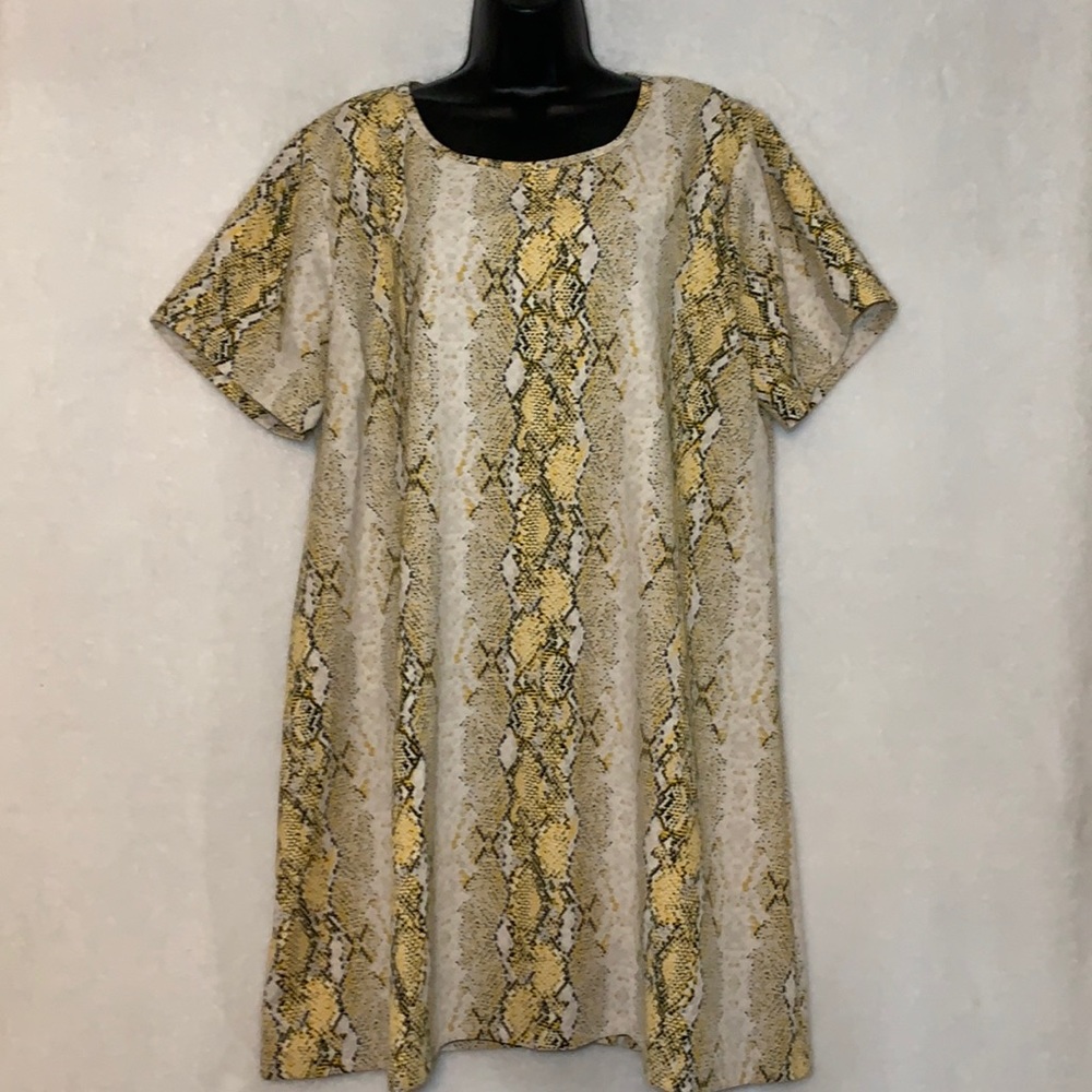 Entro Dress 1X - Picture 3 of 12